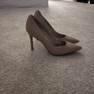 Sam Edelman Classic Tan Heels